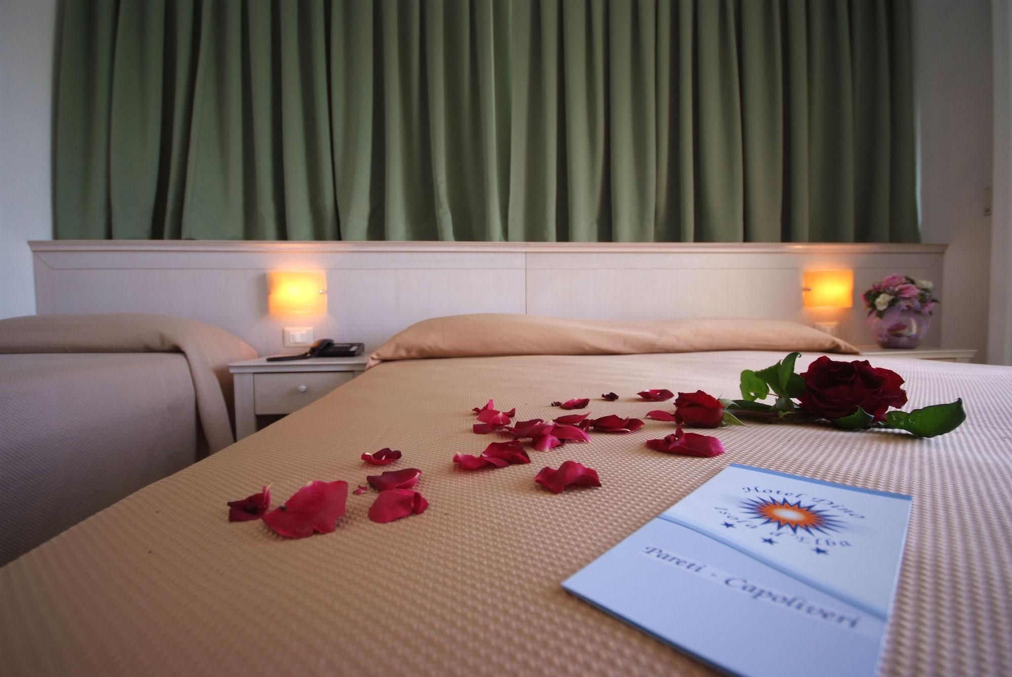 Hotel Dino Каполивери Екстериор снимка